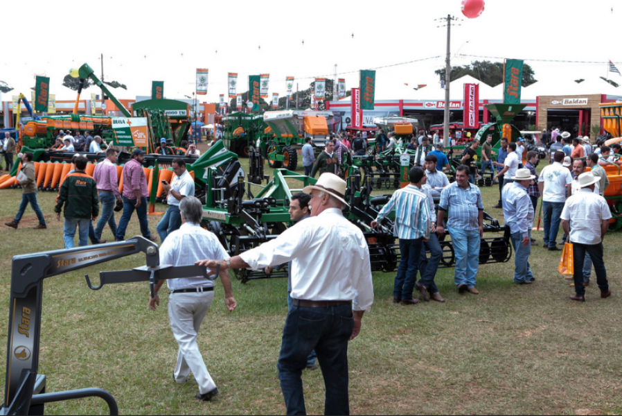 Visita a AgriShow 2016